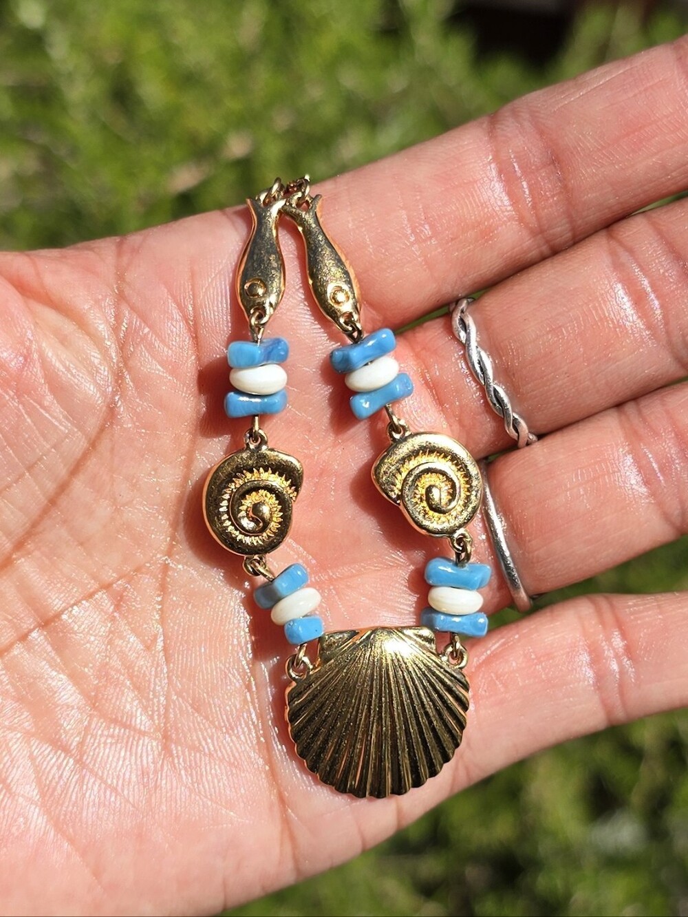 RARE vintage NWT Monet gold curb chain shell and fish necklace coastal nautical - Picture 16 of 17